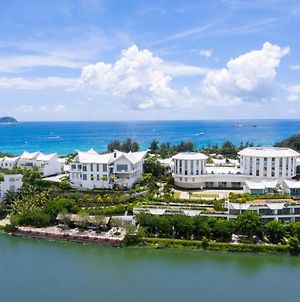 Palace Resort Villas Yalong Bay Sanya Exterior photo