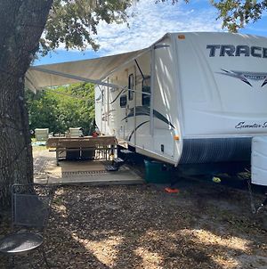 Water Front Tracer Rv By Glampers Camp Hotel Port Charlotte Exterior photo