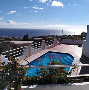 Finca Oasis Mango,Holiday Home, Vivienda Vacacional, Candelaria Comunal Pool, Sea View From Private Terraces,3 Mins To Town By Car, Wifi, Netflix,International Tv Exterior photo