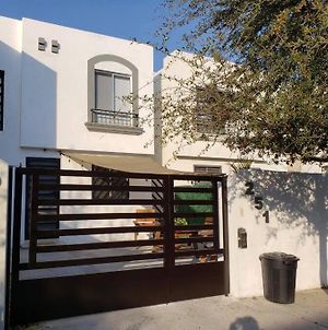 Comfortable And Private House 2 Bedrooms Wifi Parking Free Monterrey Exterior photo