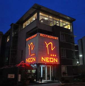 Neon Hotel Timisoara Exterior photo
