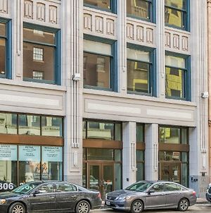Frontdesk Athlon Apts Downtown Cleveland Apartamento Exterior photo