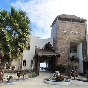 Porto Coral Hotel&Suites Mahahual Exterior photo