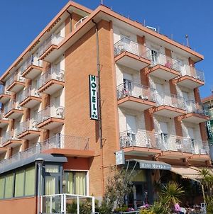 Hotel Moresco Marina dʼMarina dʼAndora Exterior photo