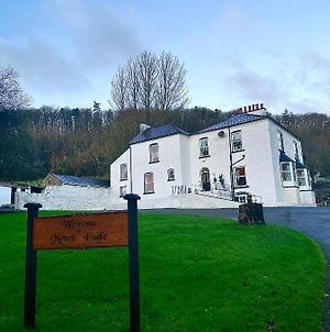 Mount Eagle - Sleeps 24 With Hot Tub Villa Limerick Junction Exterior photo