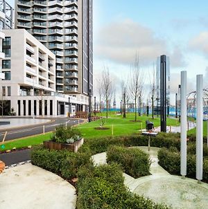 Elegant And Modern Apartments In Canary Wharf Right Next To Thames Londres Exterior photo