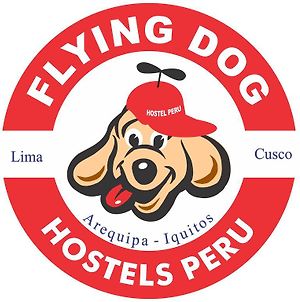Flying Dog Hostel Iquitos Exterior photo