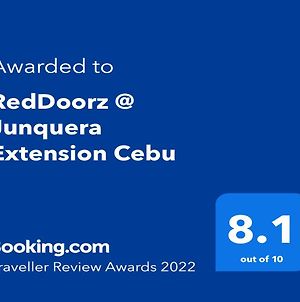 RedDoorz @ Junquera Extension Cebu Hotel Exterior photo