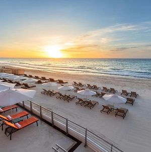 Beach Palace Hotel Cancún Exterior photo