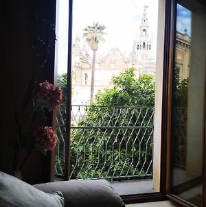 Luxury Apartment With Views To Alcazar, Cathedral And Giralda. Sevilla Exterior photo