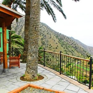 Casa Rural con Wifi y estupenda vista a la montana en Vallehermoso, La Gomera Villa Exterior photo