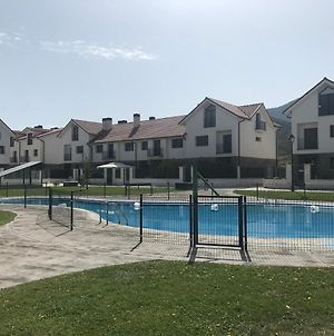 URKO Adosado 8 personas 160 m2 de terraza y piscina Villa Santa Cilia de Jaca Exterior photo