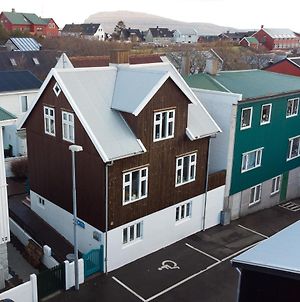 4 Bedroom House / Downtown / Old Town / Marina Tórshavn Exterior photo