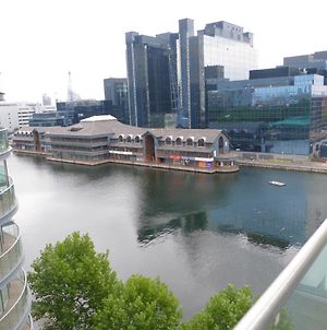 1 Bed Suite, Waterside, Canary Wharf Londres Exterior photo