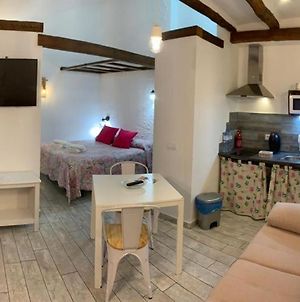 Vivienda con fines turísticos lagarto de Jaén 2b Apartamento Exterior photo
