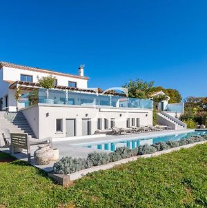Easy Clés- Luxury Villa with a breathtaking mountains view Getaria Exterior photo