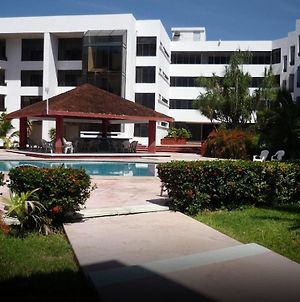 Hotel Debliz Campeche Exterior photo