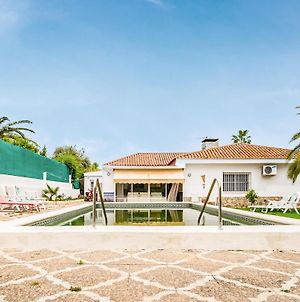 Stunning Home In Valencina De La Concep With Outdoor Swimming Pool, Wifi And 3 Bedrooms Valencina de la Concepción Exterior photo