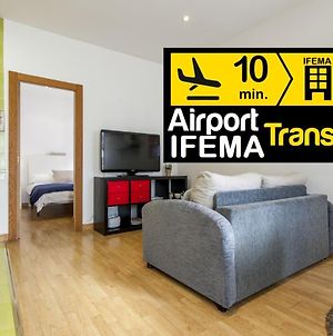 Apartamento 10 min de Aeropuerto y 3 min de IFEMA Apartamento Madrid Exterior photo