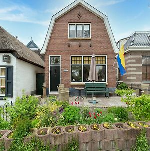 4 Pers Lodging On The First Floor In Giethoorn Incl Breakfast Apartamento Exterior photo