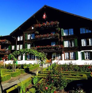 Hotel Chalet Swiss Entrelagos Exterior photo
