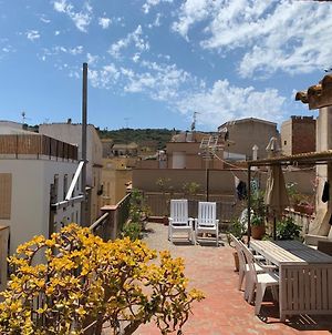 Apartamento en casco antiguo, al lado de playa, Rambla y Monasterio, con acceso a terraza ajardinada Apartamento Sant Feliu de Guíxols Exterior photo