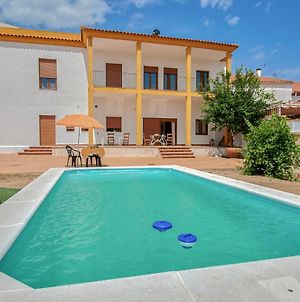 Awesome Home In Villanueva Del Rey With Wifi, 5 Bedrooms And Outdoor Swimming Pool Exterior photo