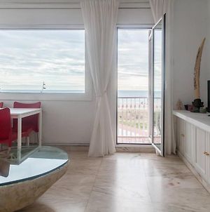 Moderno apartamento en la playa Apartamento Castelldefels Exterior photo
