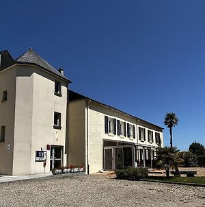 Hotel Les Montois Céaux Exterior photo