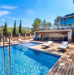 Spacious Villa Santa Fe - private pool, big garden&A/C close to Sitges Olivella Exterior photo