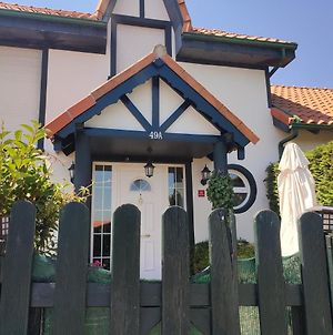 Villa Inglesa Mary Santillana del Mar Exterior photo