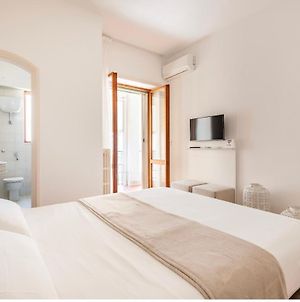 Dimore Romano Bed and Breakfast Lecce Exterior photo