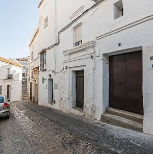 Awesome home in Arcos de la Frontera with WiFi&3 Bedrooms Exterior photo