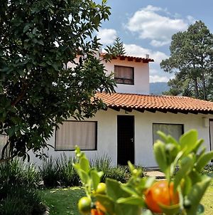 Casa Lunah Avandaro Villa Valle de Bravo Exterior photo