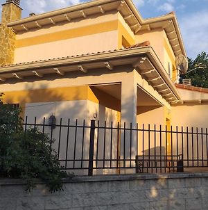 Casa Victoria Villa Herradon de Pinares Exterior photo