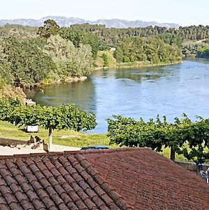 Romántica suite con vistas al río Ebro Miravet Exterior photo