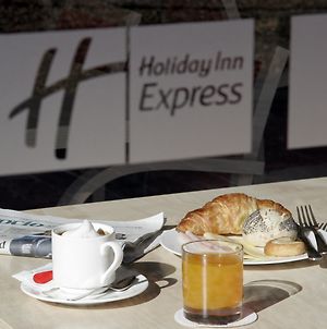 Holiday Inn Express Madrid - Getafe Exterior photo