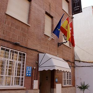 Hotel Cuatro Caños Alcalá de Henares Exterior photo
