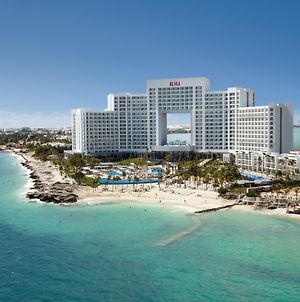 Riu Palace Peninsula Hotel Cancún Exterior photo