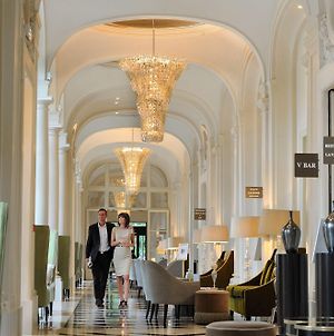 Waldorf Astoria Versailles - Trianon Palace Hotel Interior photo