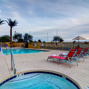 Holiday Inn Express & Suites - Phoenix North - Scottsdale, An Ihg Hotel Exterior photo