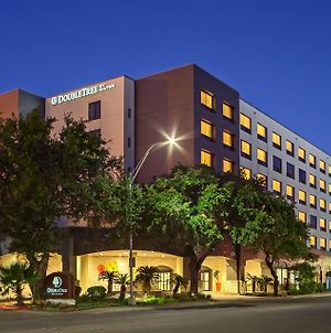 Doubletree By Hilton San Antonio Downtown Hotel Exterior photo