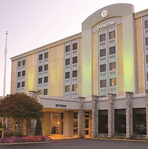 Doubletree By Hilton Pittsburgh Airport Hotel Moon Township Exterior photo