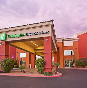 Holiday Inn Express Hotel & Suites Scottsdale - Old Town, An Ihg Hotel Exterior photo
