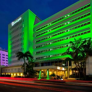 Holiday Inn Miami Beach Oceanfront Exterior photo