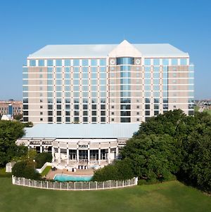Dallas Park West Hotel Exterior photo