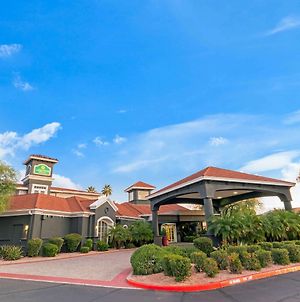 La Quinta By Wyndham Phoenix Scottsdale Hotel Exterior photo