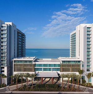 Wyndham Grand Clearwater Beach Hotel Exterior photo