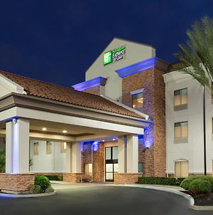 Holiday Inn Express Hotel&Suites Merced Exterior photo