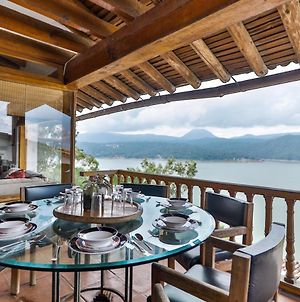 Hostpal Casa Palomares con vista al lago Villa Valle de Bravo Exterior photo